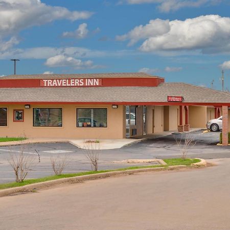 Travelers Inn Midwest City Buitenkant foto